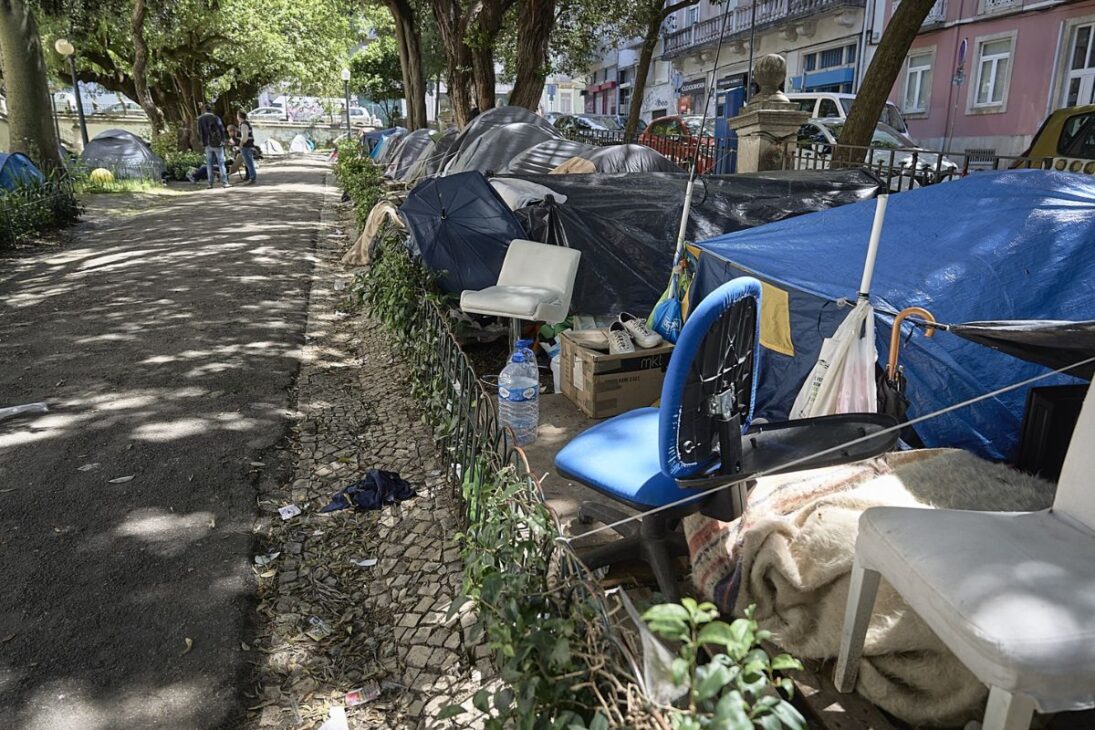 crisis de vivienda en Portugal, brasileños en Portugal, alquiler en Lisboa, residentes en situación de calle, programa de retorno voluntario en foco en 2025.