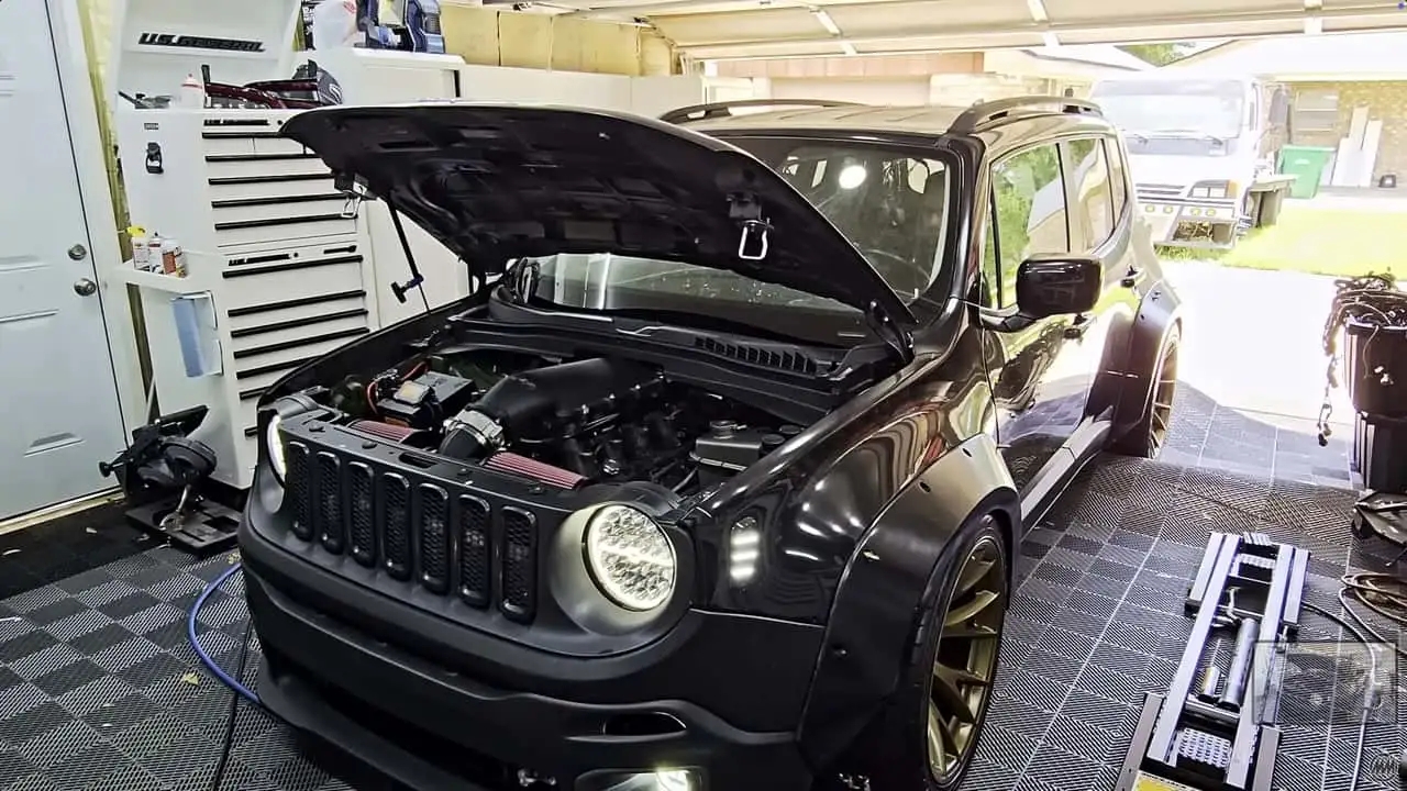 Jeep Renegade ganha motor V8 de 500 cv e deixa de ser a tartaruga da Stellantis