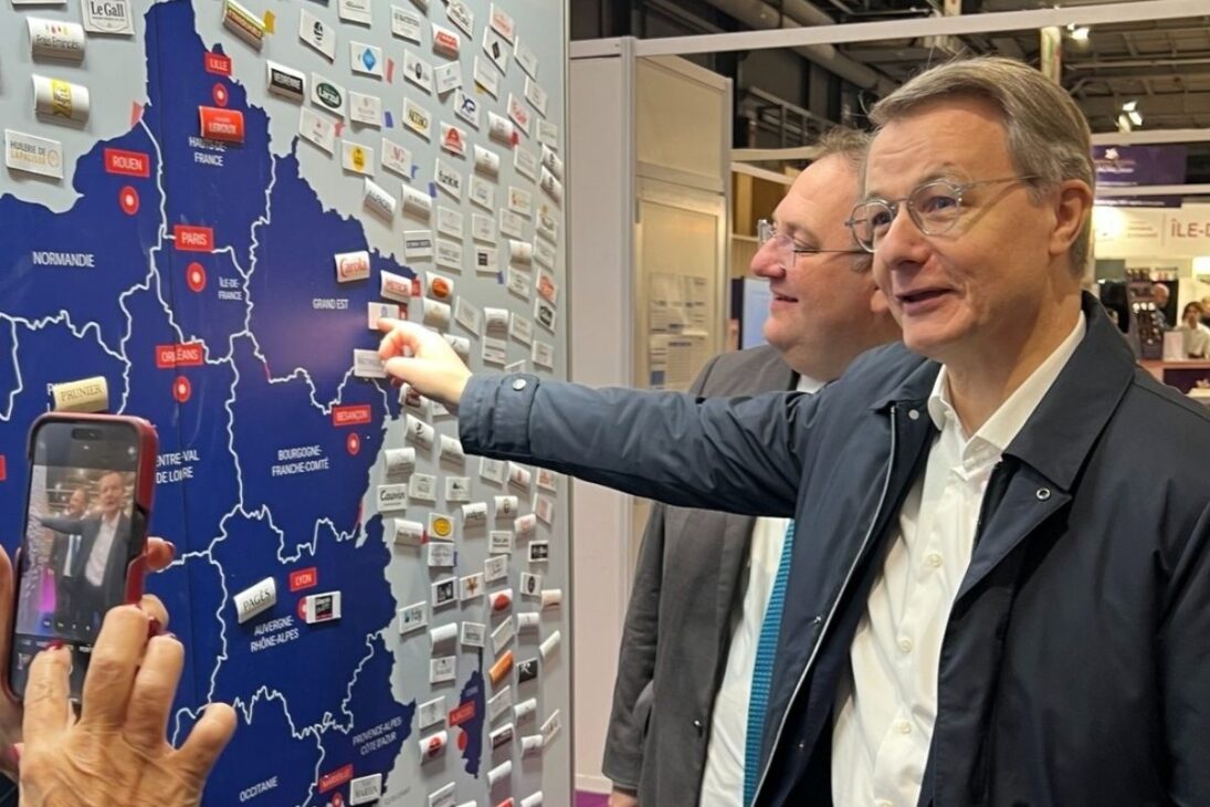 Cooperativas U, dueña de la mayor cadena de supermercados de Francia, enfrenta el acuerdo UE Mercosur, intensifica la guerra agrícola y ve la agricultura francesa amenazada.