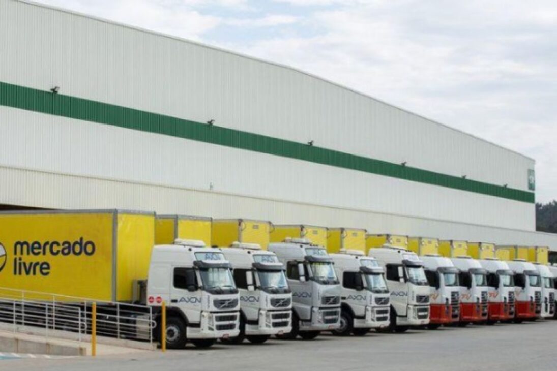 Kangu y envios extras amplían la gestión directa de motoristas y reducen el espacio de las transportadoras de Mercado Libre, cambiando las ganancias de los motoristas agregados.