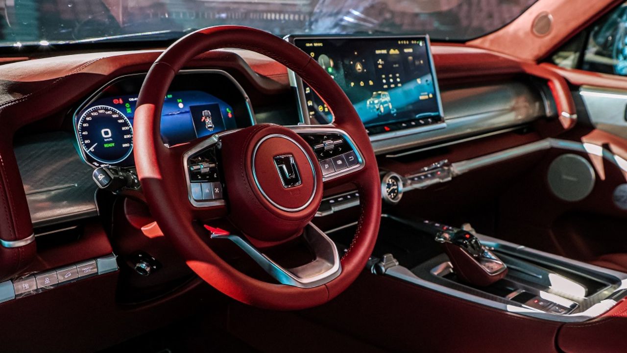 GWM Tank 700 chega ao Brasil SUV 4x4 gigante, V6 biturbo híbrido plug-in com cerca de 500 cv, 0-100 em 5 s, luxo extremo, suspensão pneumática e ADAS completo também (3)