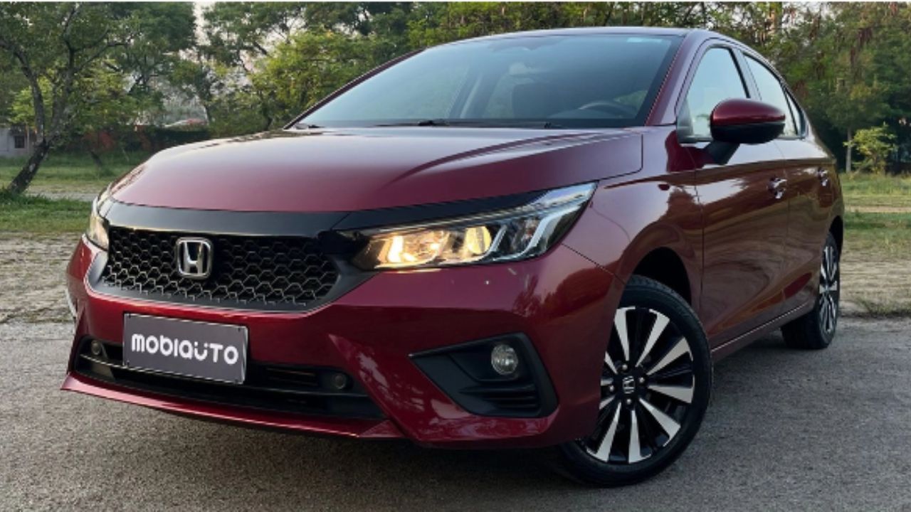 Honda City Hatchback 2026 llega como hatch compacto con consumo bajo, mecánica confiable, seis airbags y propuesta racional para enfrentar Onix, HB20 y Polo.