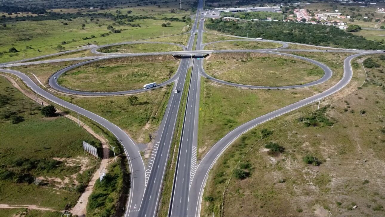 El Cambio En Los Límites De Velocidad Redefine Las Reglas En Carreteras Simples Y Dobladas En Brasil, Con Nuevos Estándares Para Vehículos Ligeros Y Pesados.