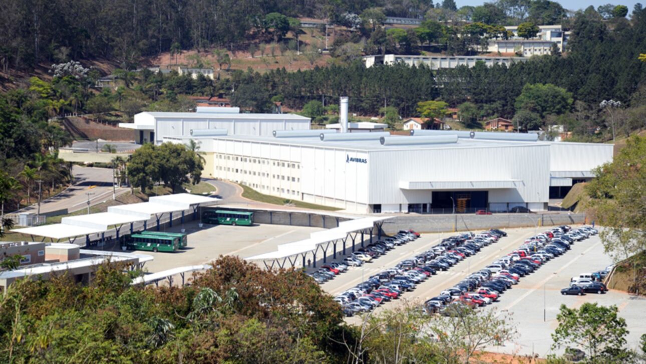 Estudio de la CNI indica que producir 30% de los ítems de defensa en Brasil puede generar 226 mil empleos y casi R$ 10 mil millones en tributos.