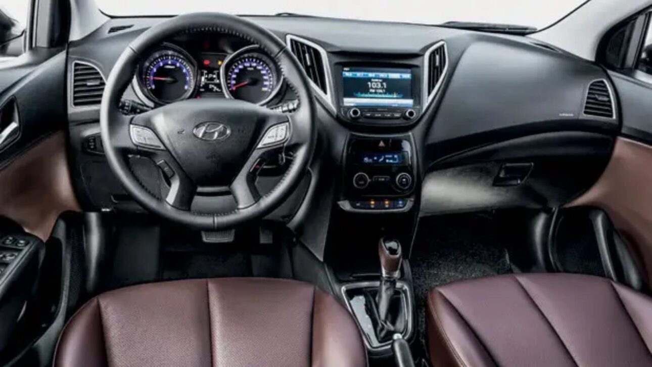 Hyundai HB20 automático de 2014 a 2016 se destaca en el mercado de usados por desempeño, buen consumo, mantenimiento accesible y óptimo costo-benefício.