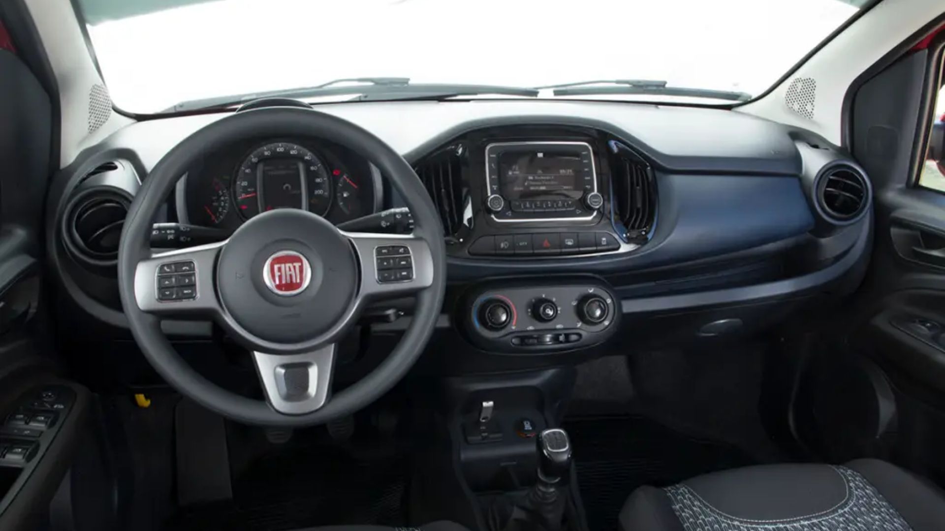 Fiat Uno Firefly usado oferece baixo consumo, motor durável e boa faixa de preço no mercado. Veja detalhes das versões e desempenho.