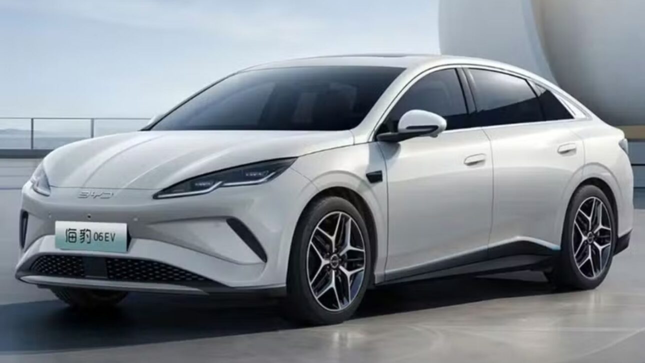 BYD Seal 06 EV es registrado en Brasil con autonomía de 545 km, motor de 218 cv y panel giratorio, ampliando la disputa entre sedanes eléctricos.