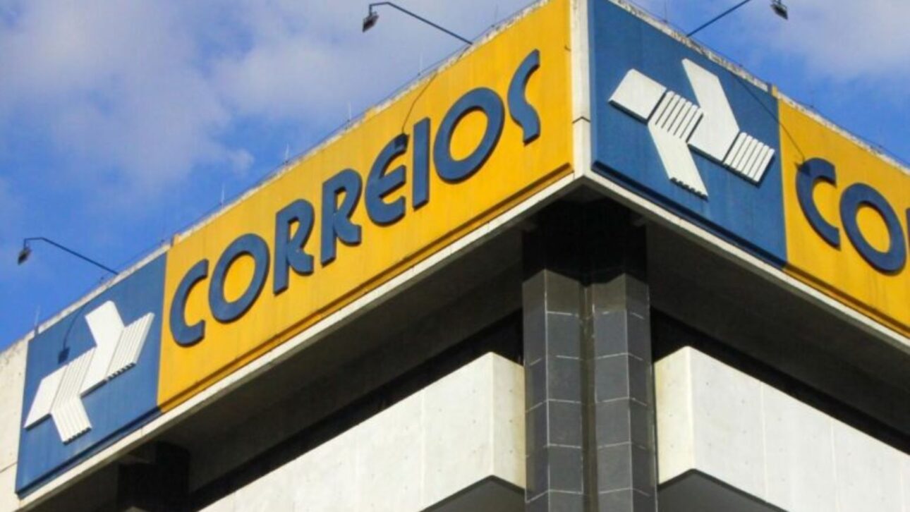 Huelga de los Correos gana fuerza en medio de perjuicio billonario, recortes de personal y crisis que presiona al gobierno y amenaza el servicio postal nacional.