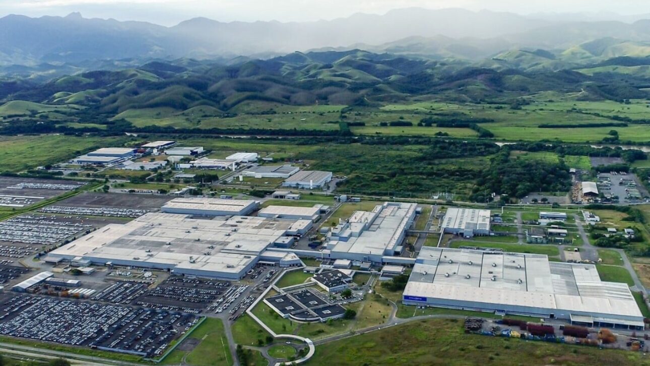 Leapmotor lanza el SUV eléctrico C10 en Brasil por R$ 190 mil y prepara producción nacional en colaboración con Stellantis en Pernambuco.