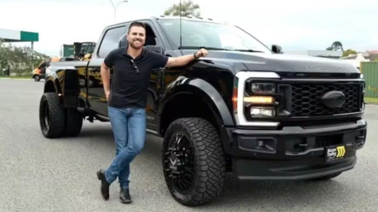 Zé Neto importa Ford F-450 Super Duty 2025, pick-up gigante com motor V8, alto luxo e capacidade para rebocar quase 15 toneladas.