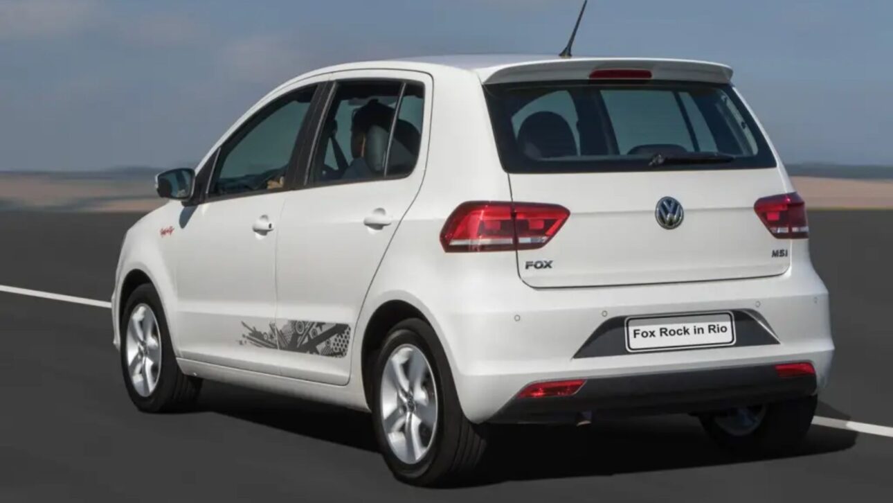 Fox Rock in Rio combina motor 1.6, llantas aro 15 y equipos completos por alrededor de R$ 34,9 mil. Vea detalles del hatch compacto especial.