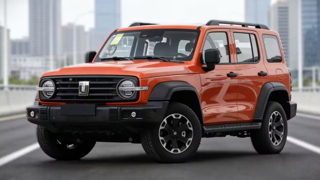 GWM Tank 300 2026 gana 421 cv, nueva batería CATL y recarga rápida de 16 minutos, con previsión de llegada a Brasil en 2026.