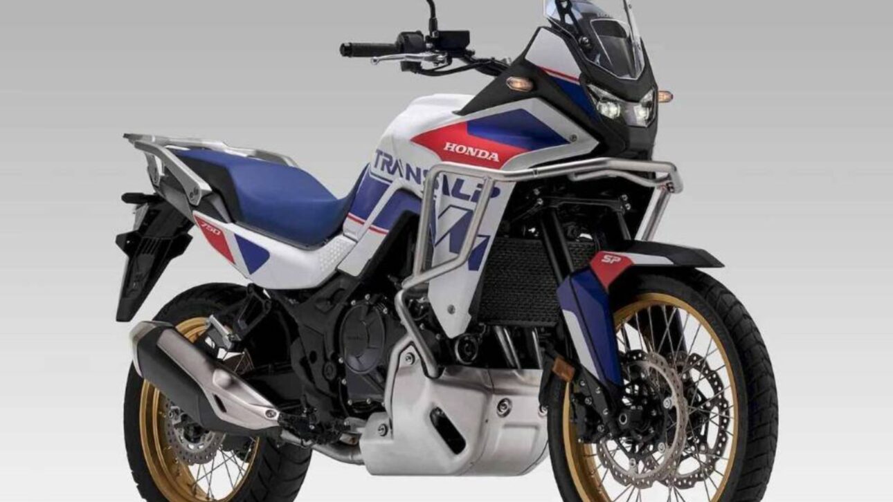 Honda lanza XL750 Transalp SP en Europa con diseño retro, 92 cv, ruedas doradas, panel TFT de 5" y producción limitada con entregas previstas para 2026.