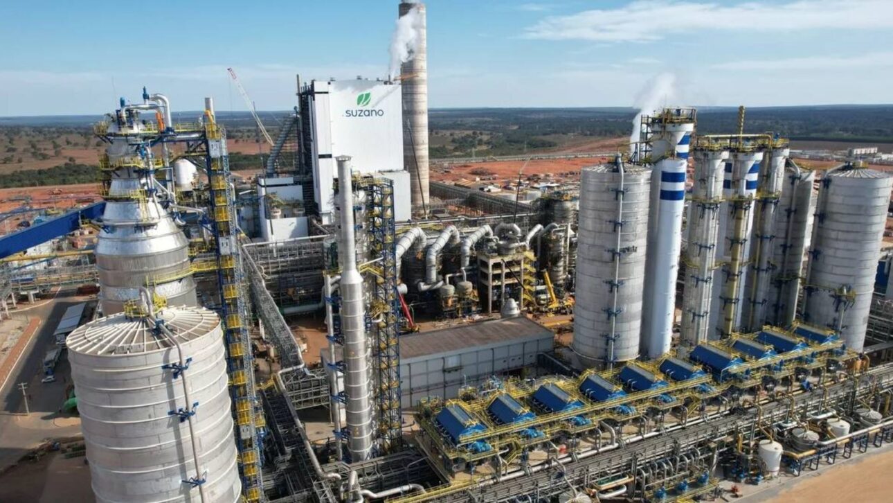 Fábrica millonaria de Suzano transforma Ribas do Rio Pardo, genera miles de empleos, bate récord de producción y proporciona energía renovable.
