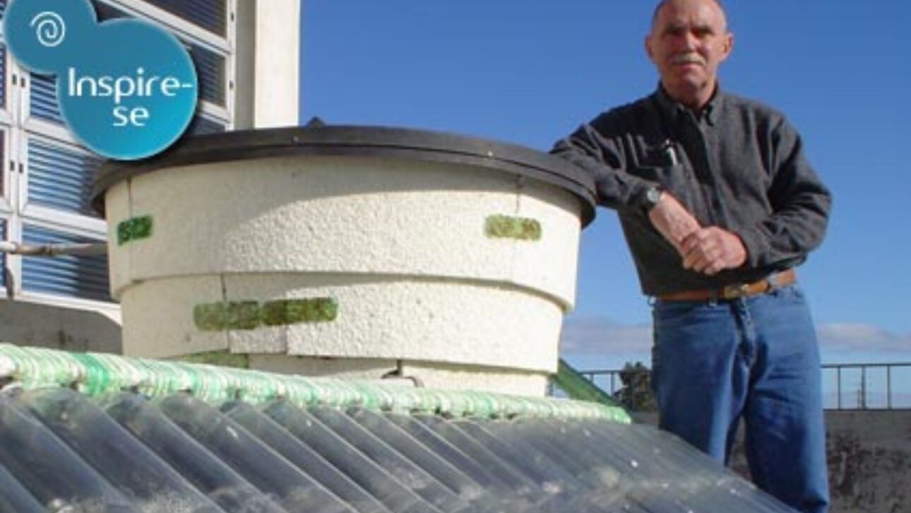 Calentador solar con botellas PET se convierte en proyecto de Celesc, reduce el uso de la ducha eléctrica y destaca el impacto del baño en el consumo de energía.