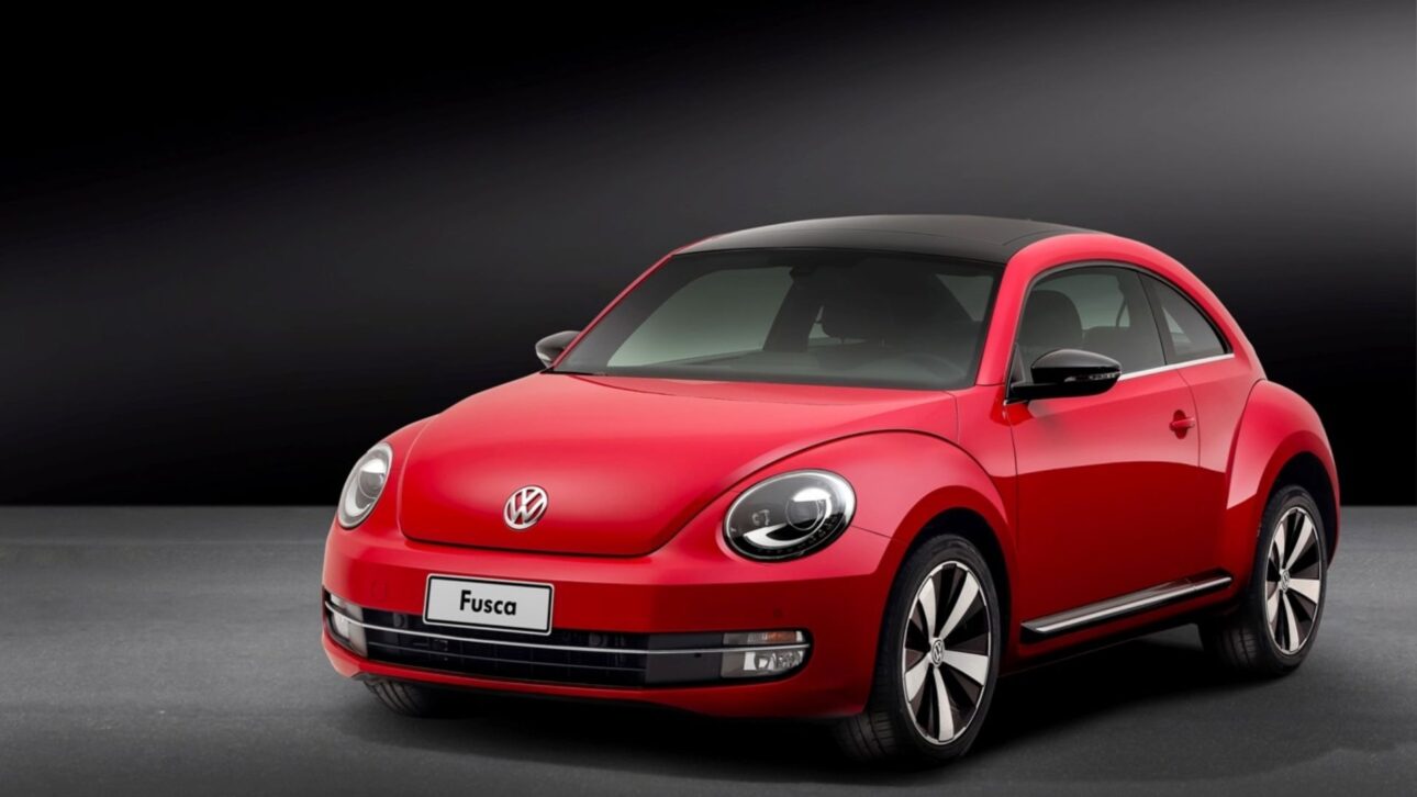 La lista reúne coches usados con un diseño impactante y motores turbo o 2.0 de hasta 200 cv, a partir de R$ 25 mil, con foco en costo y mantenimiento.