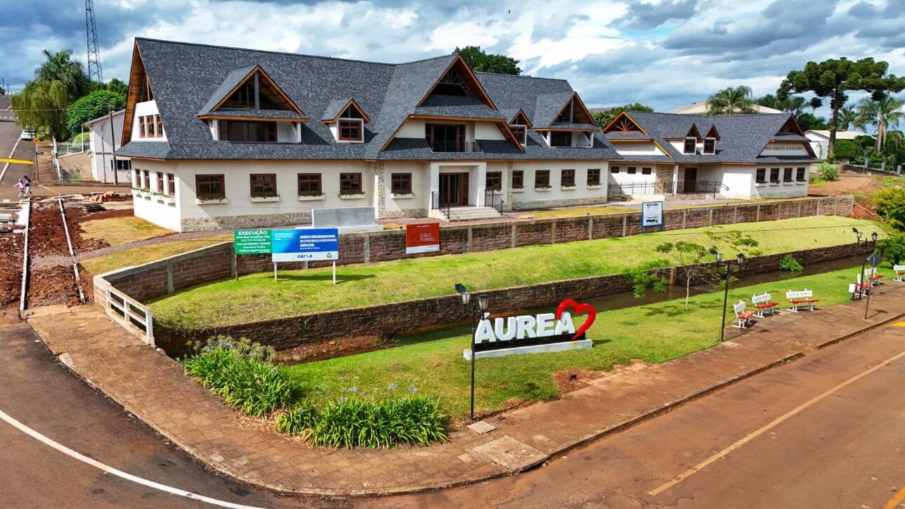 Ciudad del RS reconoce el polaco como idioma oficial, preserva tradición del pan y sal en la iglesia y mantiene costumbres de la inmigración polaca.