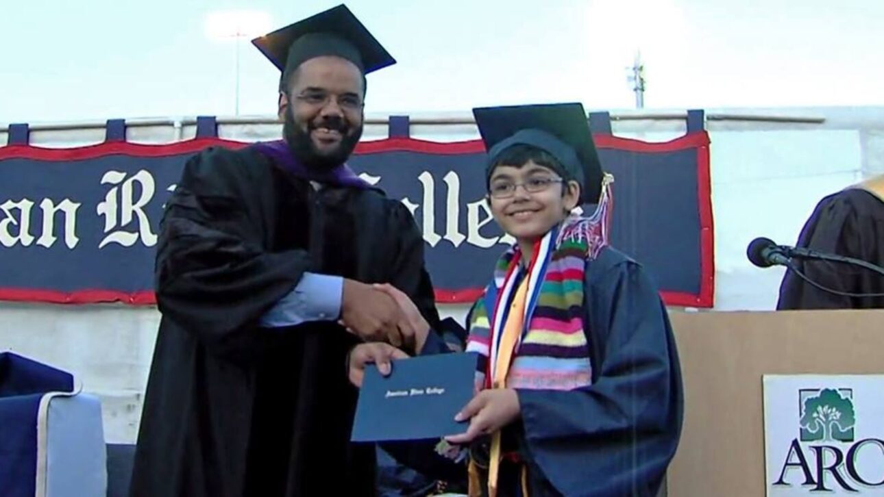 Tanishq Abraham llama la atención al ingresar en Mensa a los 4 años, concluir la educación media a los 10 y obtener tres diplomas universitarios a los 11 en EE. UU.