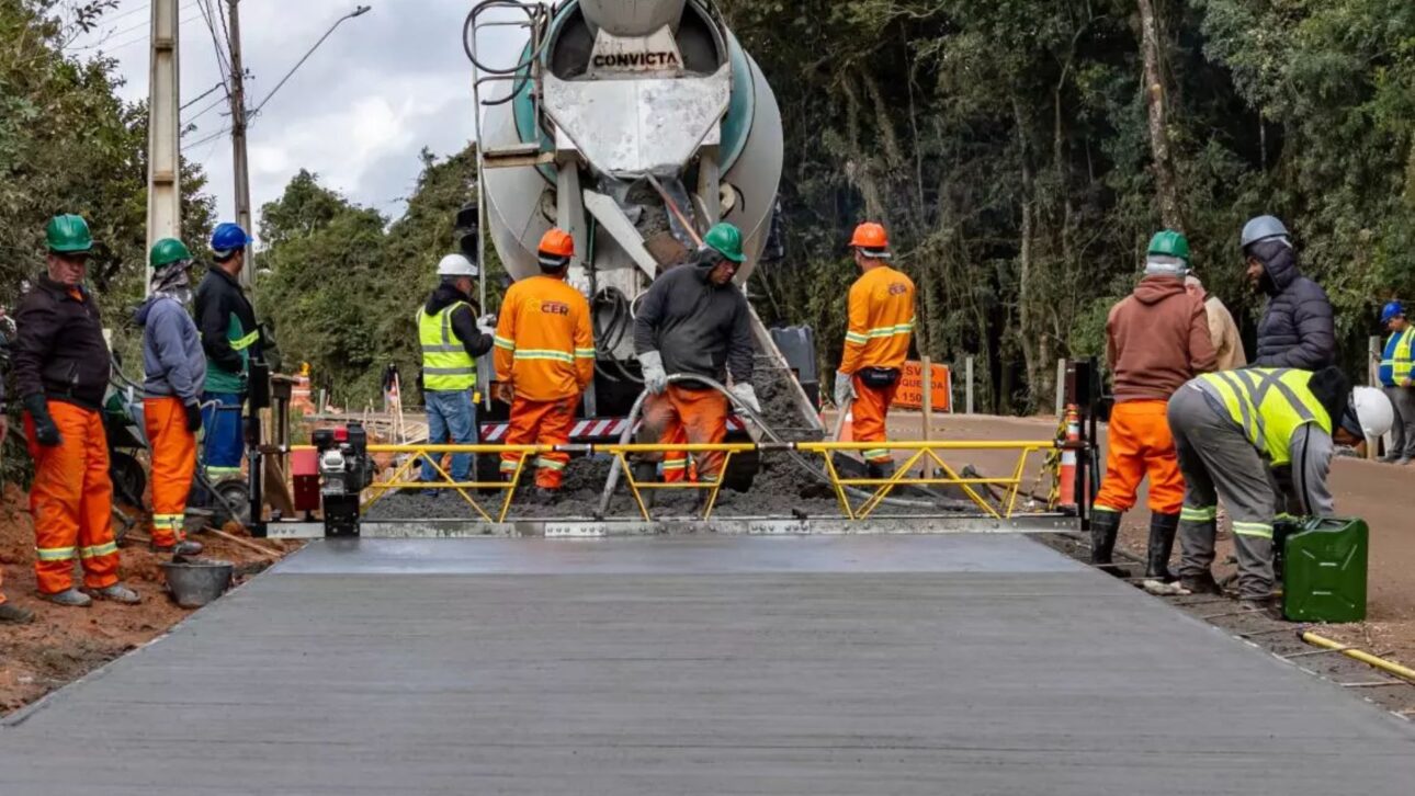 Duplicación de la PRC-466 en Paraná avanza con pavimento de concreto, whitetopping, nuevo puente e inversión de R$ 140 millones. Obra llega a 87%.