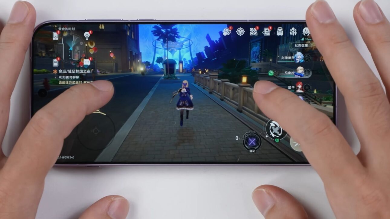 OnePlus 15 apuesta en batería de 7.300 mAh, pantalla LTPO de 165 Hz y Snapdragon 8 Elite Gen 5 para mantener 120 FPS en juegos competitivos.