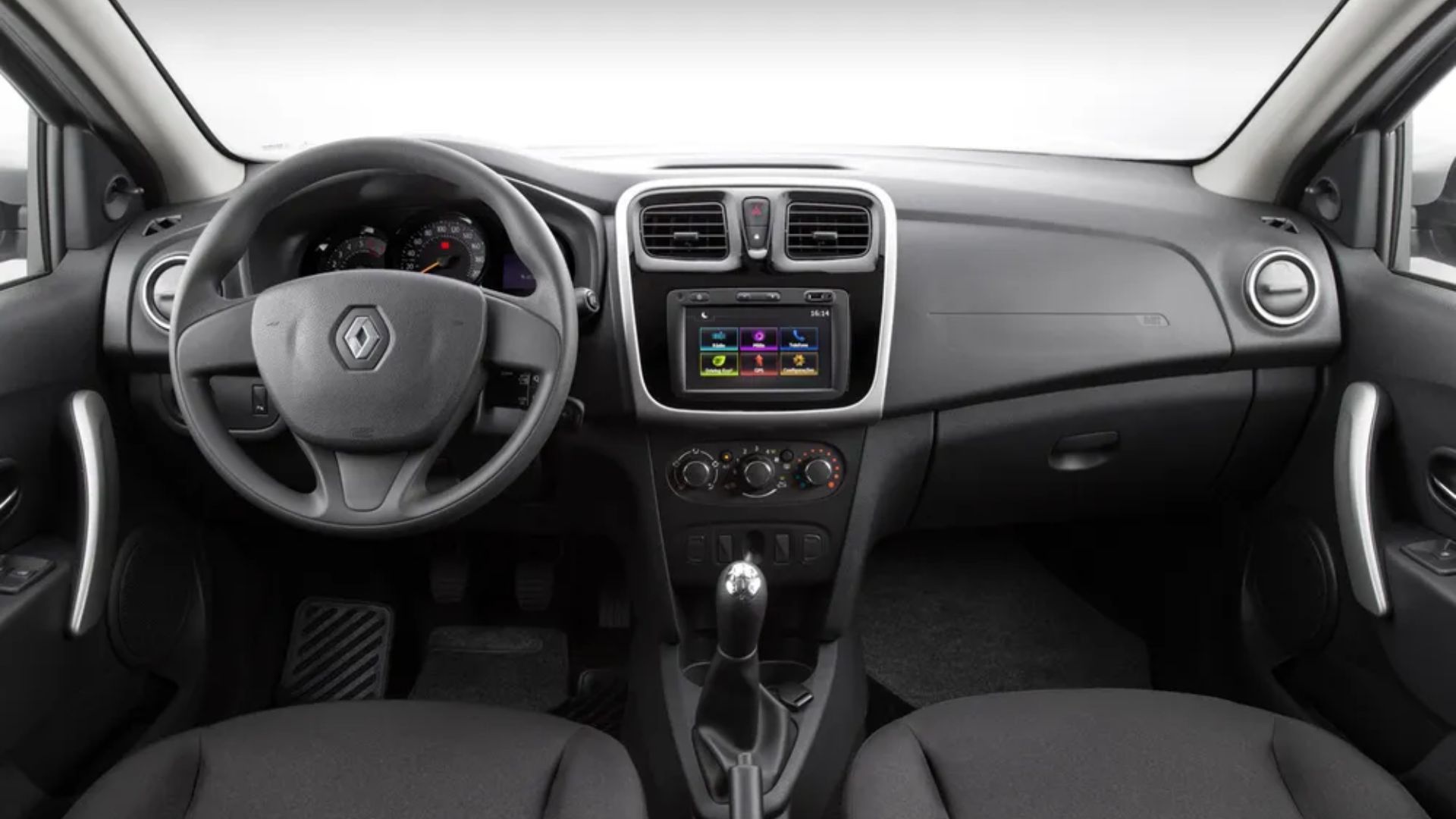 Renault Sandero usado custa a partir de R$ 30 mil, tem consumo equilibrado, manutenção barata e segue entre os mais procurados do Brasil.