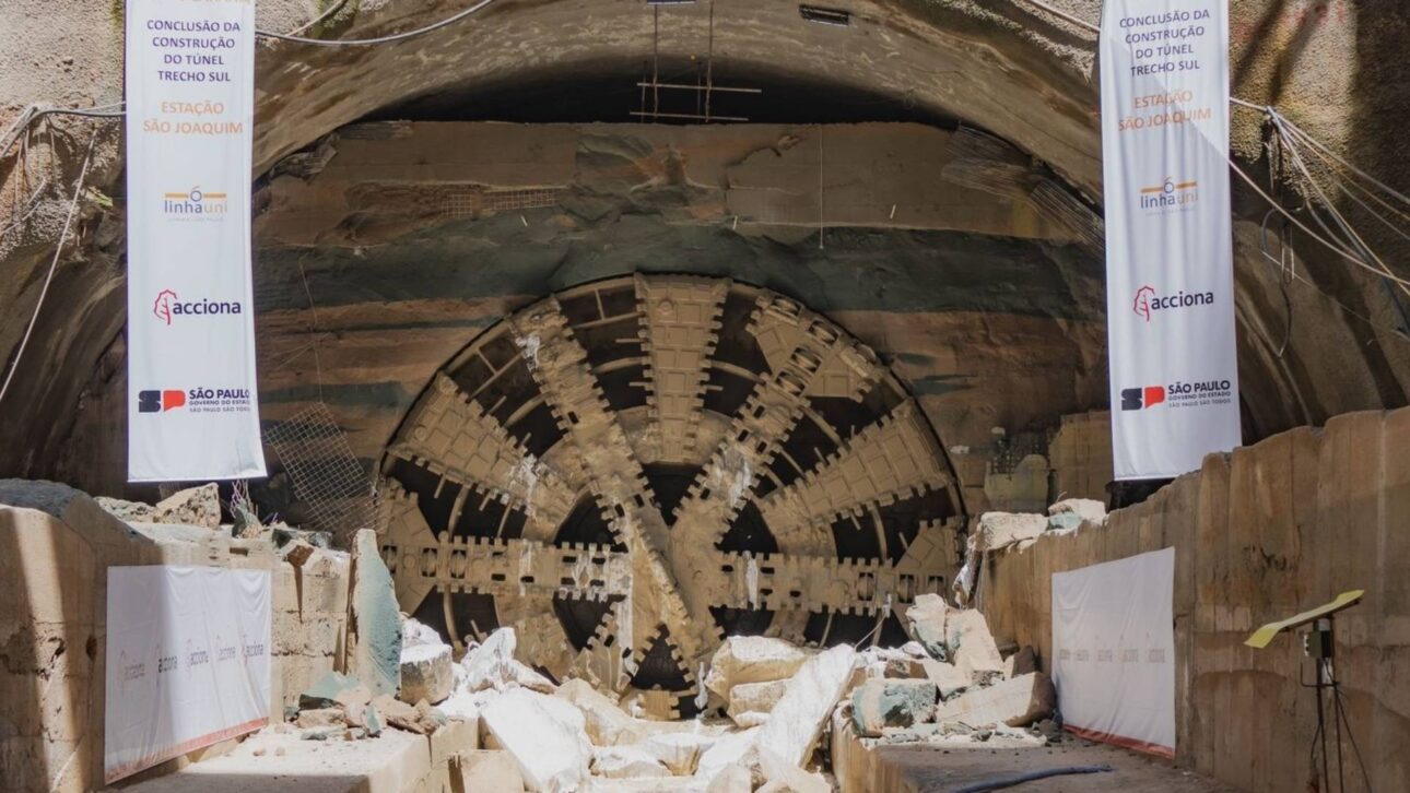 Obras subterráneas avanzan en São Paulo con metros, piscinones y redes de saneamiento, formando una ciudad invisible bajo el asfalto que impacta millones hasta 2028.