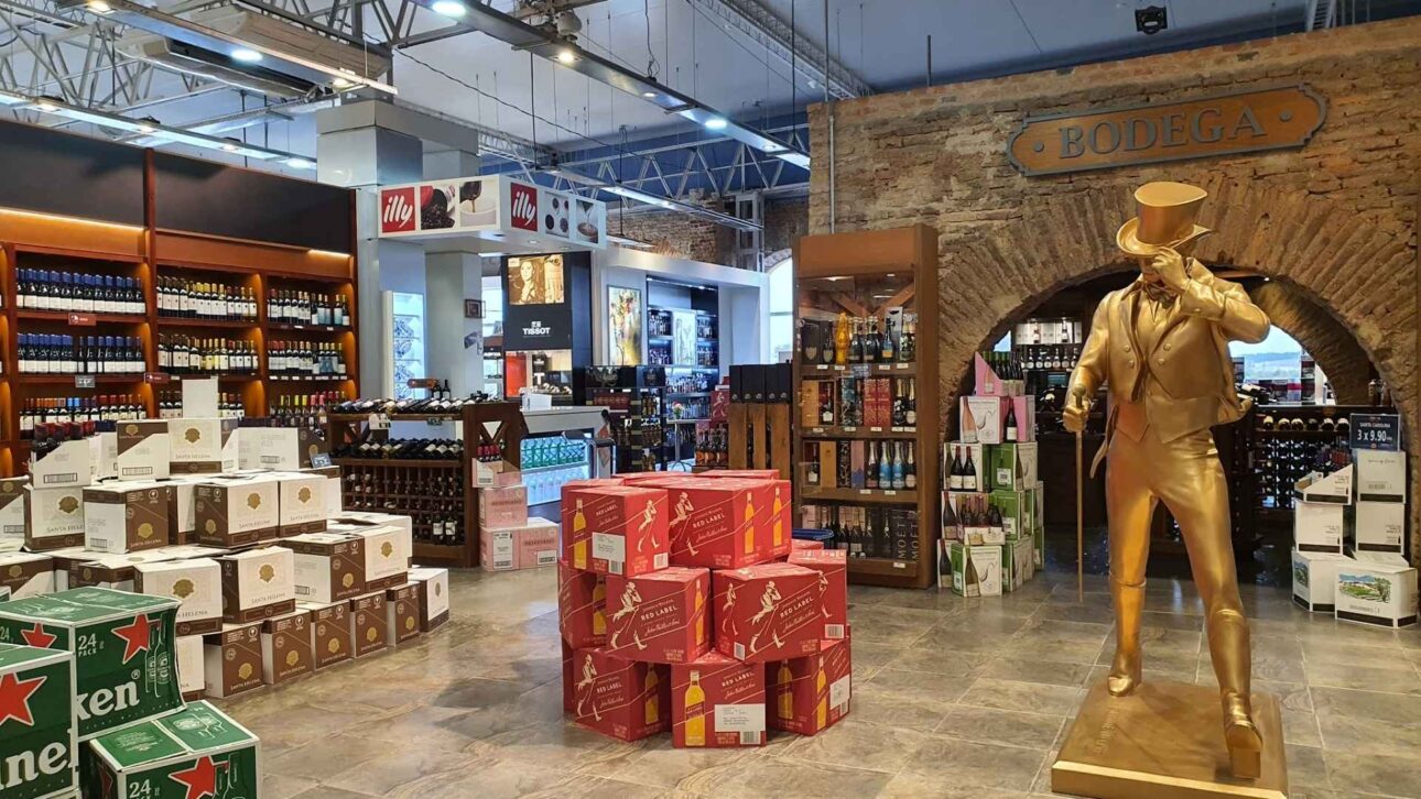 Brasileños amplían rutas de compras en el exterior y pasan a buscar free shops en ciudades de Uruguay, como Rivera y Río Branco, siguiendo reglas fiscales.