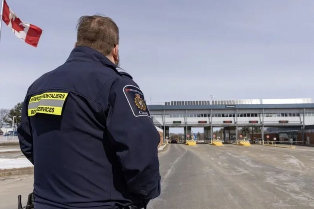 La inmigración en Canadá se convierte en tormento: visas bloqueadas, vivienda cara y disputa por residencia permanente ponen en duda el sueño canadiense.