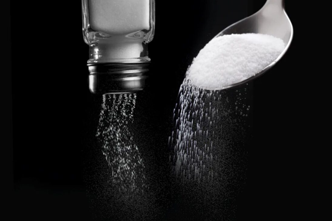 industria alimentaria usa azúcar y alimentos ultraprocesados, propaga la obesidad con bebidas azucaradas en el mundo y presiona a gobiernos que intentan reaccionar.