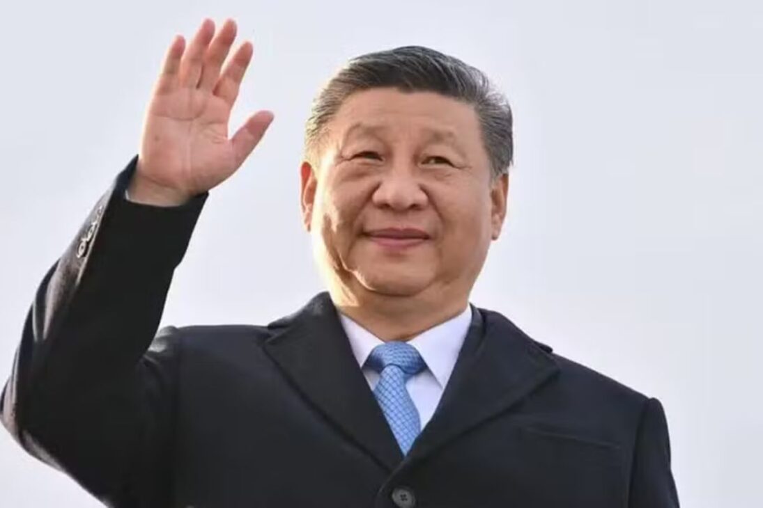 El Modelo Chino Une Partido Comunista y Economía de Mercado con Gasto Social Bajo, Forma Clase Media Numerosa y Cobra Costo de Desigualdad y Envejecimiento.