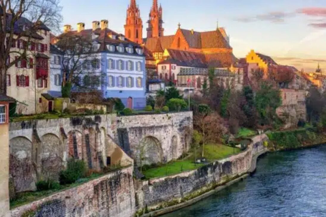 Reportaje muestra cómo Suiza alberga barrios populares con IDH altísimo, alquiler subsidiado y seguridad ejemplar, donde inmigrantes viven con un estándar de clase media superior al de muchas ciudades latinoamericanas.