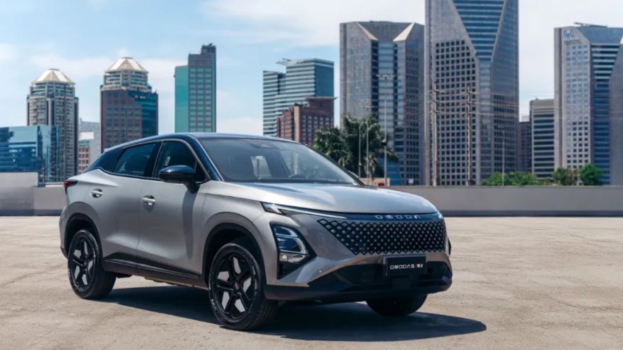 Omoda 5 híbrido 2026 llega como SUV compacto de alto costo-beneficio, consumo bajo, autonomía superior a 700 km y paquete tecnológico que presiona rivales.