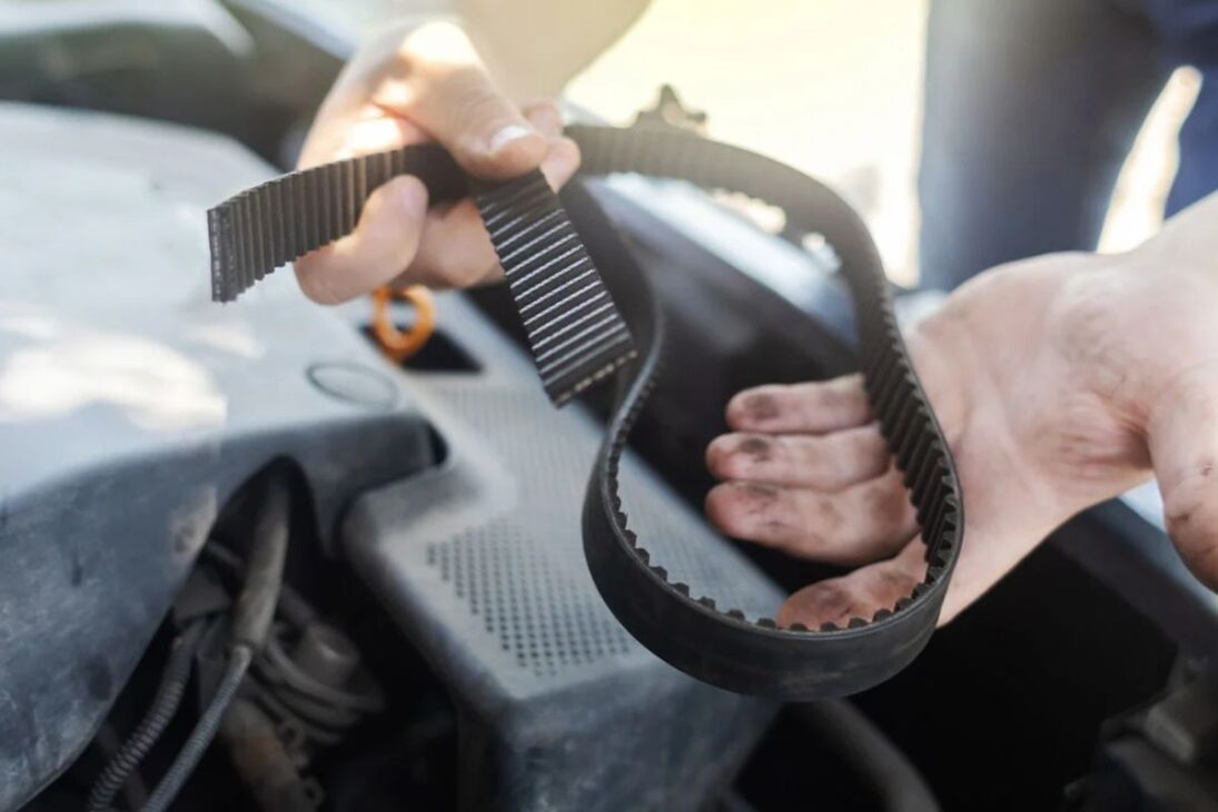 Cambio de la correa de distribución en uso severo protege la correa de distribución, evita la rectificación del motor y una pérdida del 30 por ciento cuando el mantenimiento se realiza a tiempo