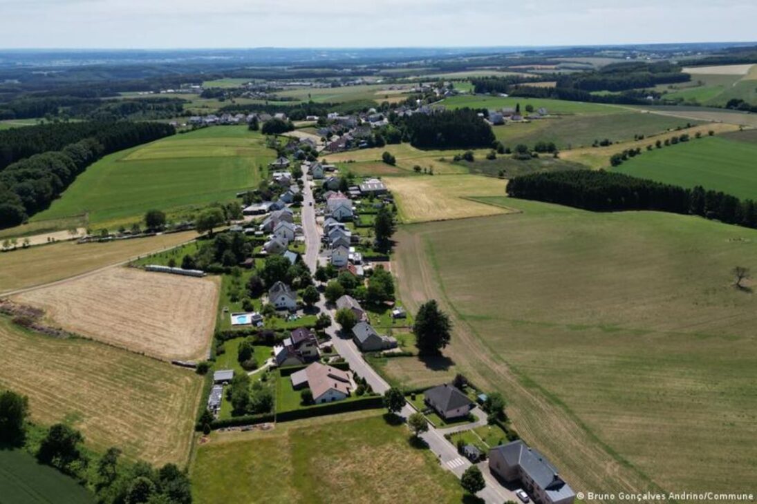Historia Del Nuevo Brasil, Pueblo Pobre En Luxemburgo En El País Más Rico Del Mundo, Con Inmigrantes Barrados Por Dom Pedro I Y Prejuicio En Luxemburgo.