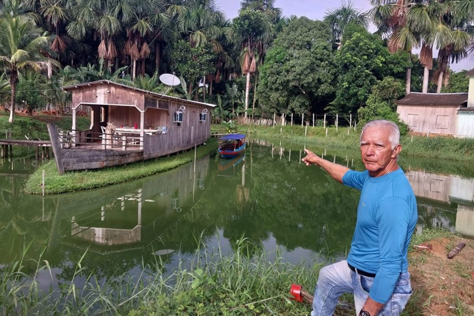 Casa-barco, Casa, barco, Idoso