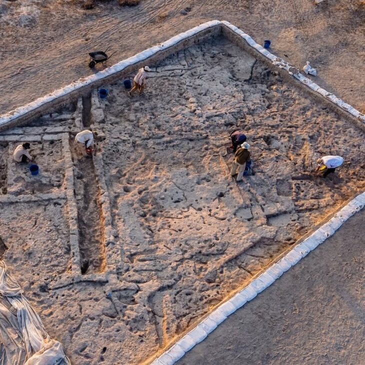 Espelho de Obsidiana, Espelho, Neolítico