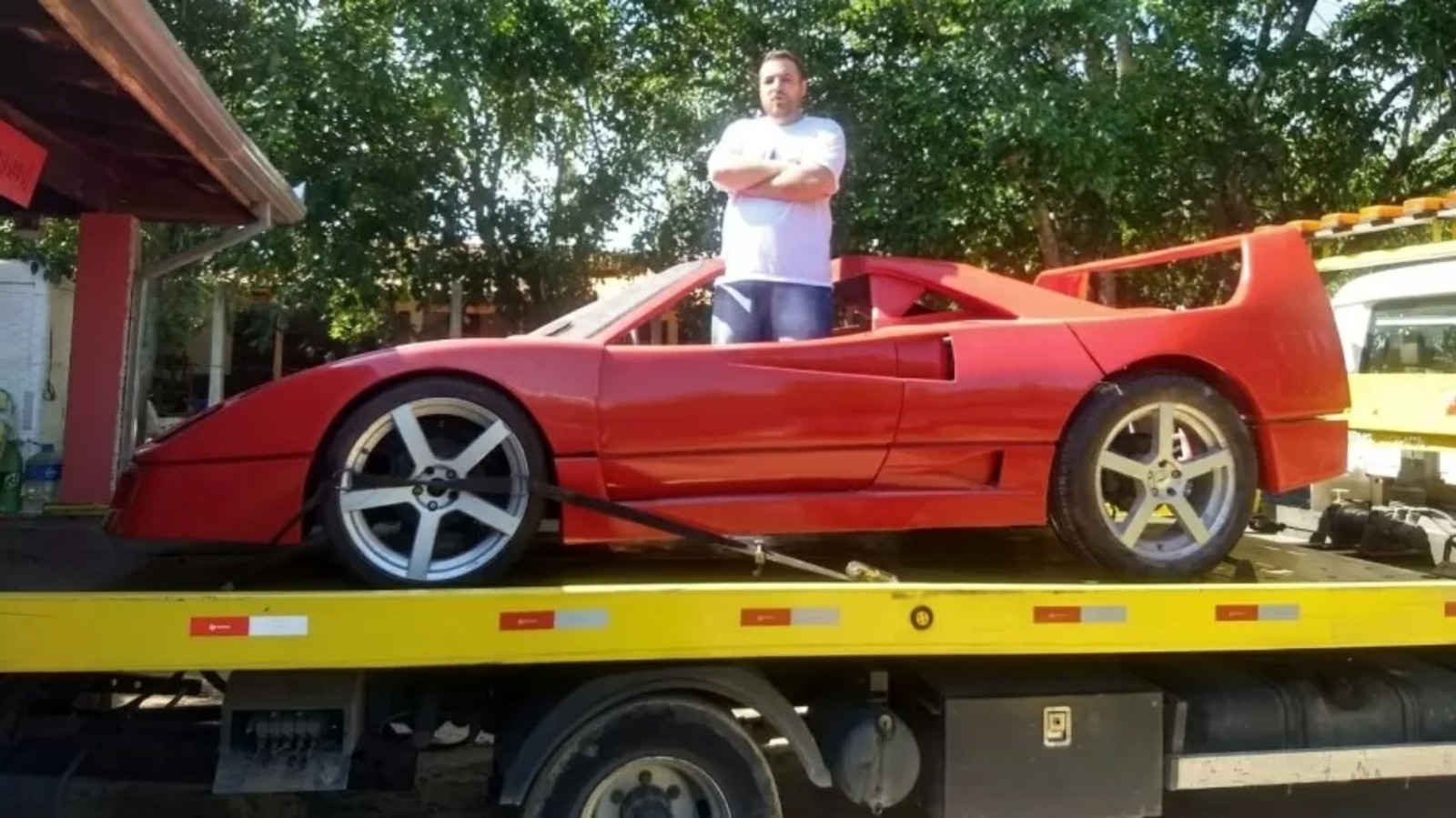 Ferrari, indenização, Infração