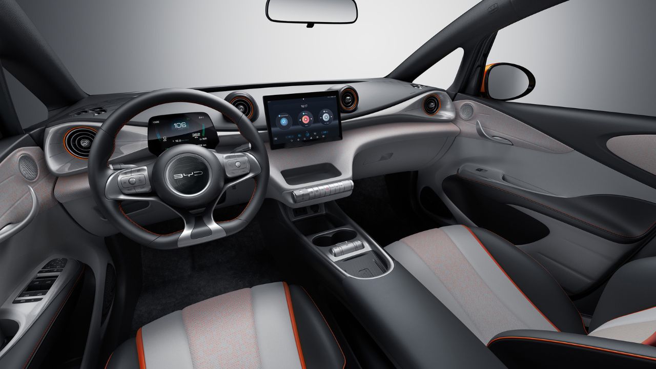 BYD Dolphin supera 1 milhão de vendas no mundo e reforça liderança dos carros elétricos, com produção brasileira e forte desempenho no mercado.