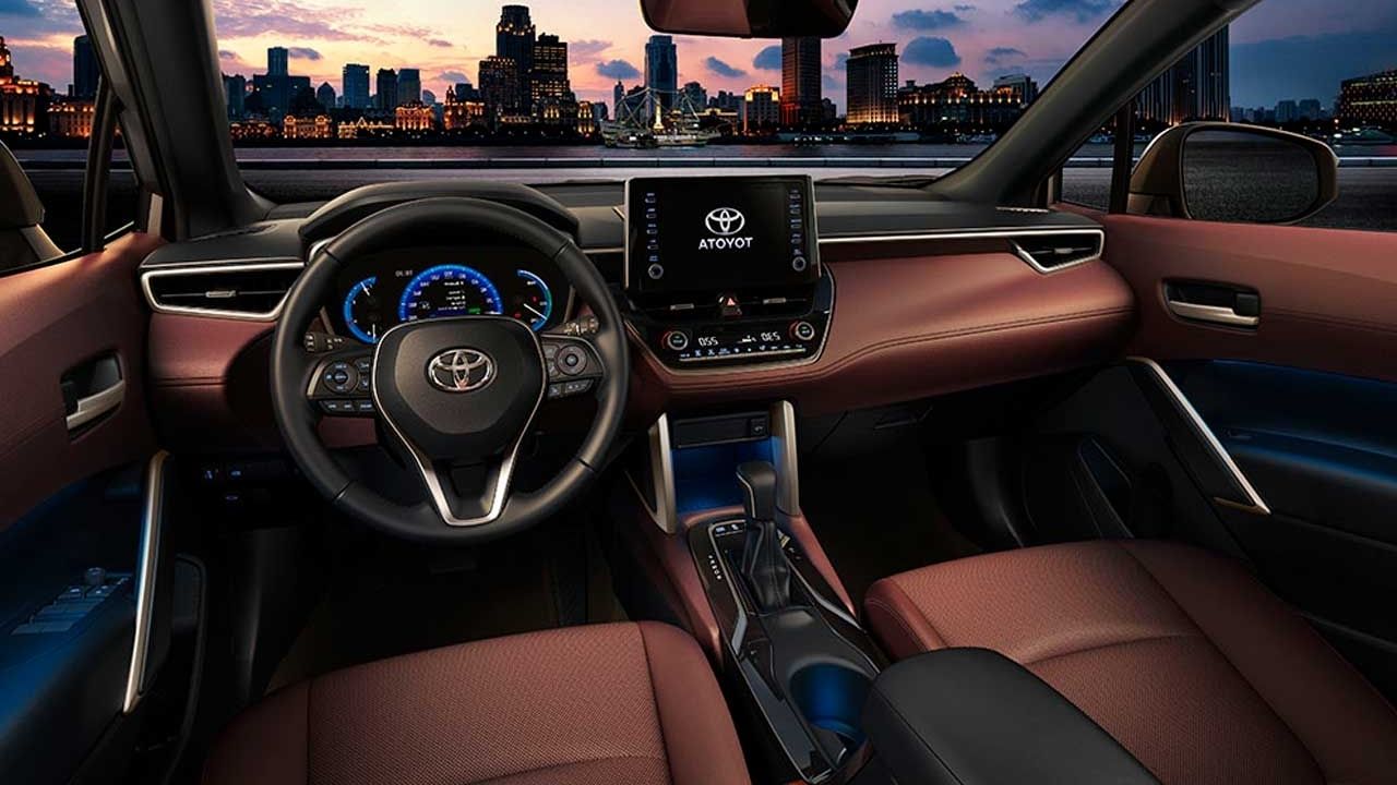 Carros como Chevrolet Onix, Citroën, Fiat Titano e Corolla Cross foram duramente criticados no Brasil e passaram por melhorias importantes ao longo do tempo.