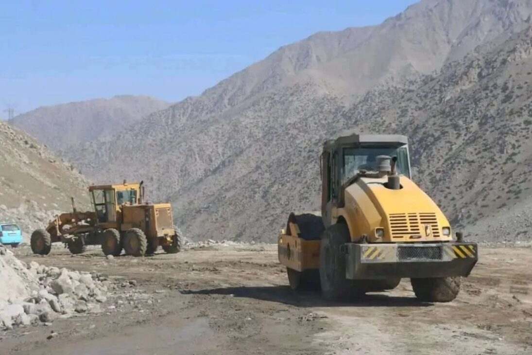 La Carretera en Wakhan Conecta Afganistán con China, Acelera el Comercio Regional, Atrae Inversiones y Refuerza la Seguridad Fronteriza Después de Décadas de Aislamiento.