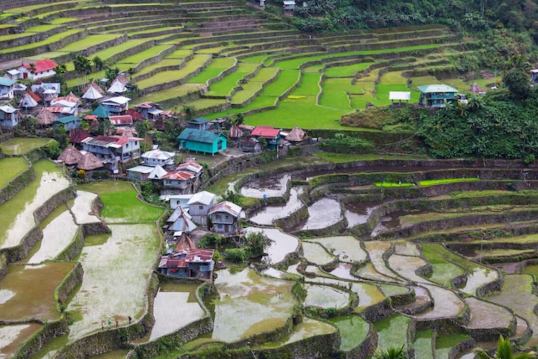 maravillas naturales en parque nacional con altitud extrema, cascada icónica y registro UNESCO, reuniendo terrazas, lagos y fisuras tectónicas en datos claros.