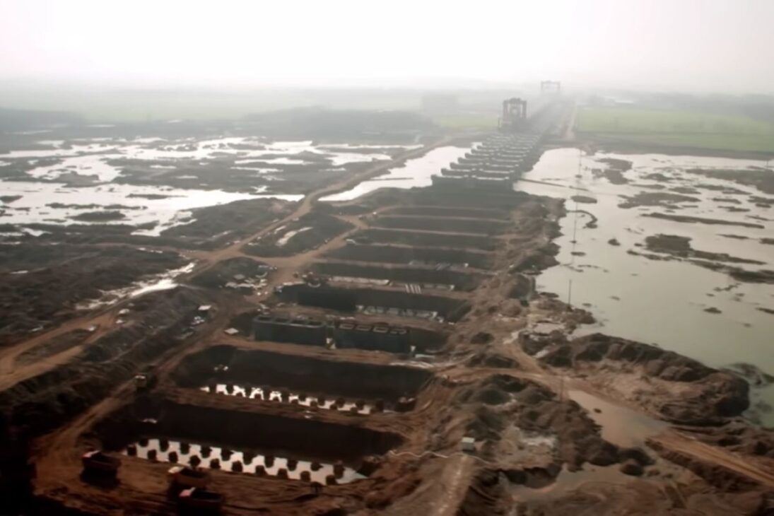 Humanos transforman el planeta con acueducto chino, mina centenaria, barcos colosales e ingeniería extrema que redefine agua, recursos y logística global.