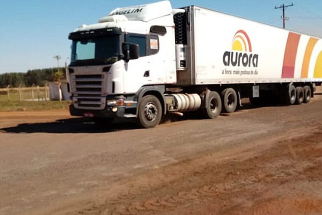 Cómo Aurora Alimentos se convirtió en gigante de la carne en el agroalimentario brasileño al unir cooperativismo en una cooperativa de productores fuerte y estable.