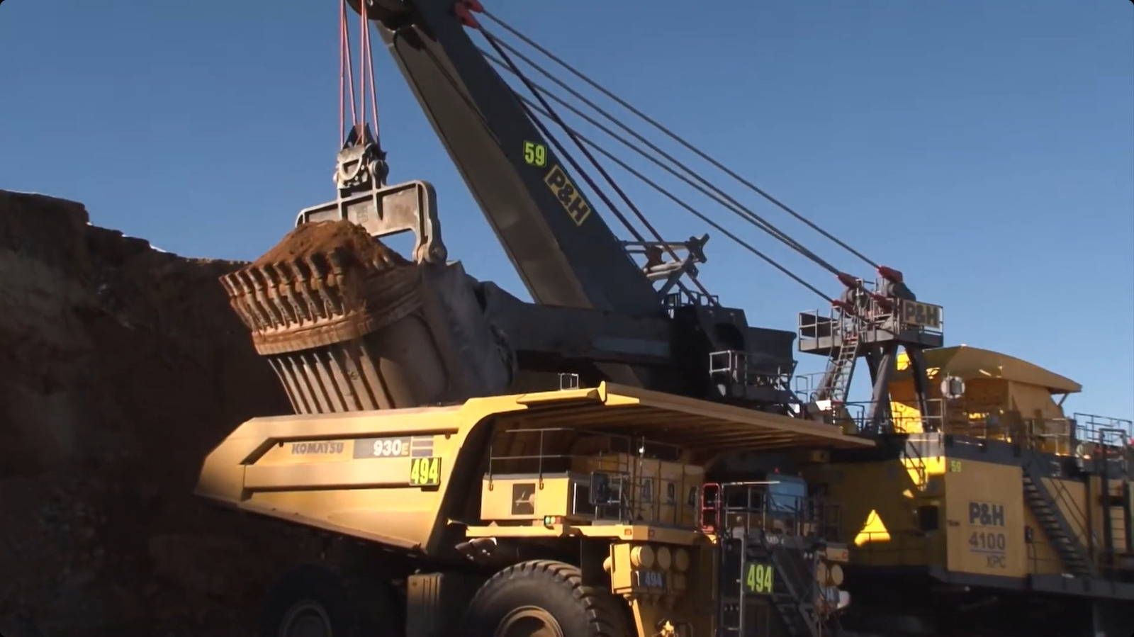 Escavadeira, Komatsu