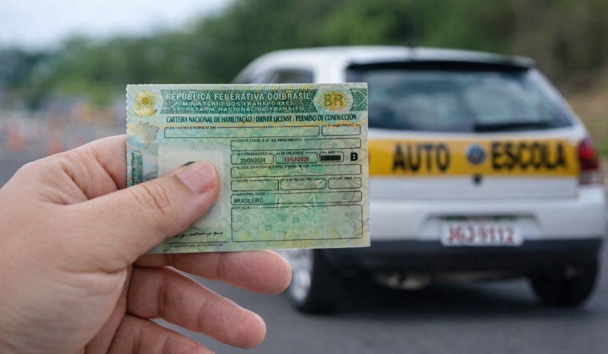 Baliza deixa de ser obrigatória na CNH em SP e outros estados, com mudanças no exame prático, uso de carro automático e regras dos Detrans. (Imagem: Reprodução)