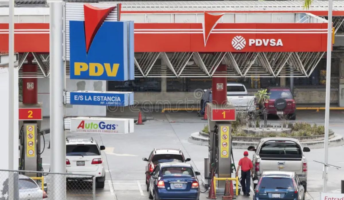 Estación de gasolina PDV en Caracas (Imagen: Reproducción/Dreamstime)