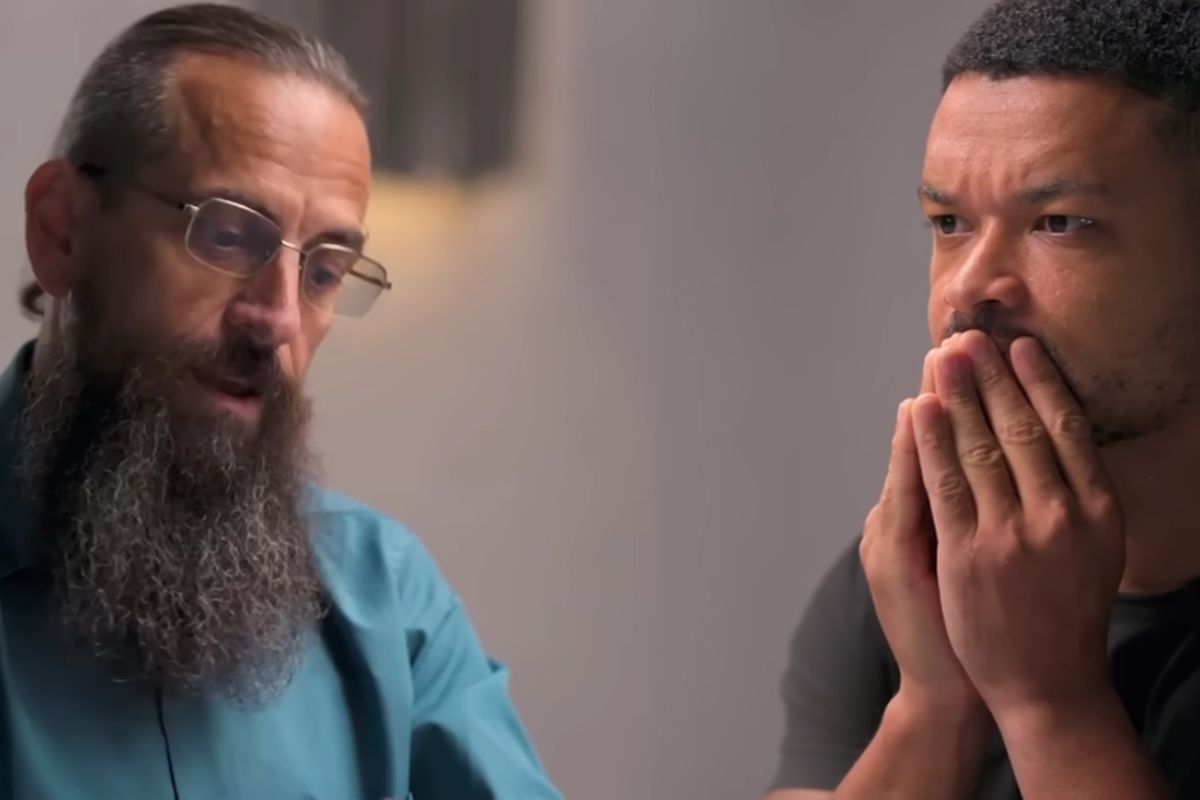 especialista em segurança de IA discute automação, projeta impactos em empregos, usa 2030 como marco e cobra segurança diante de previsões de desemprego em massa.