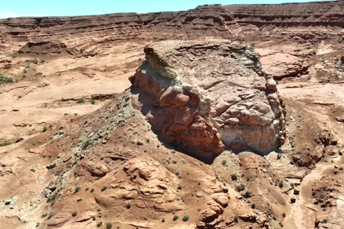 arrecife fosilizado en Texas bajo el lago JB Thomas: las líneas sísmicas explican la herradura que ya ha producido 2,7 mil millones de barriles.