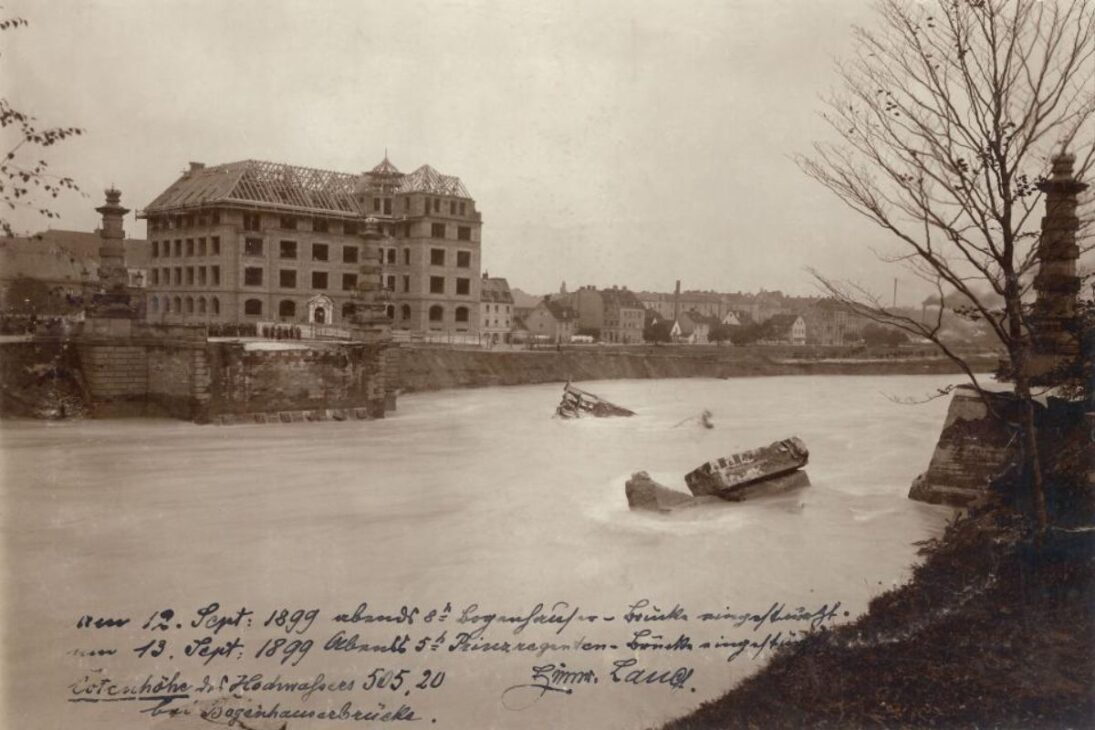 Ríos en Baviera entran en renaturalización con Isar y Danubio recibiendo grúas y miles de piedras para desacelerar el agua, recrear rápidos, mejorar inundaciones y devolver hábitat a peces tras la rectificación del siglo 19.