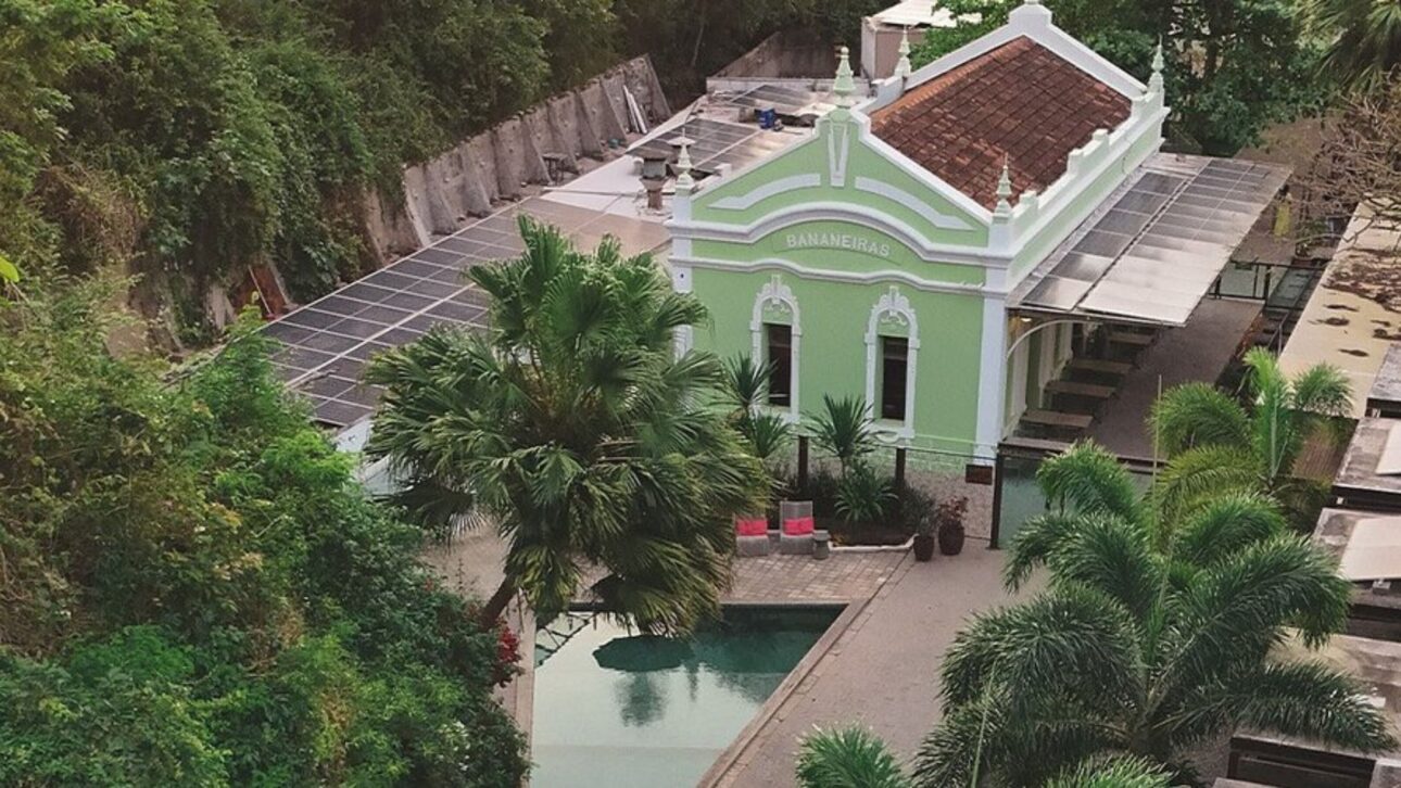 Bananeiras, en el Brejo Paraibano, queda a 550 metros de altitud, integra la ruta Caminhos do Frio y reúne ingenios, caseríos históricos y turismo gastronómico.